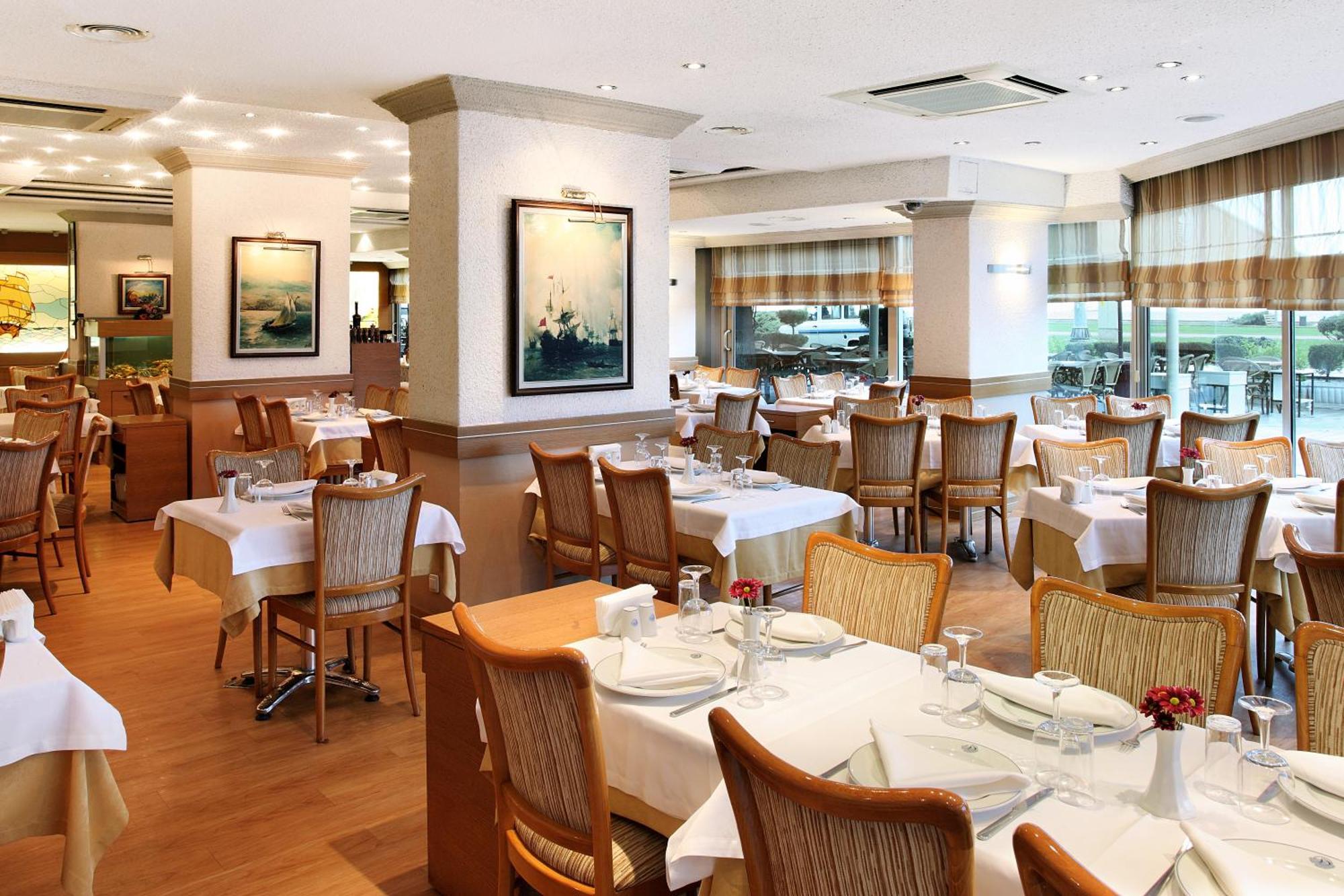 Izmir Palas Hotel Kültér fotó